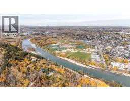 3, 125 Village Heights SW - photo 34