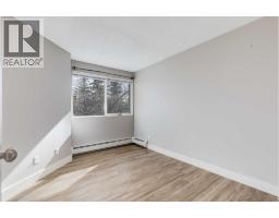 3, 125 Village Heights SW - photo 19