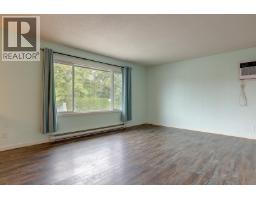 Dining room - 2603 41 Street, Vernon, BC V1T6J9 Photo 10