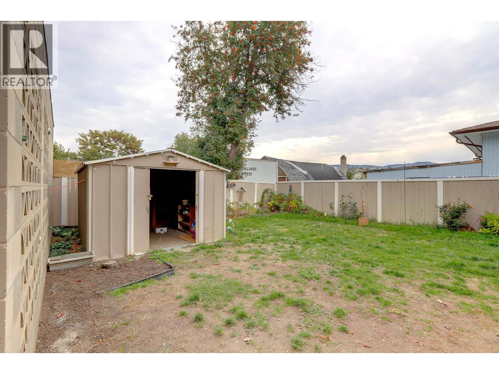 2603 41 Street - 50