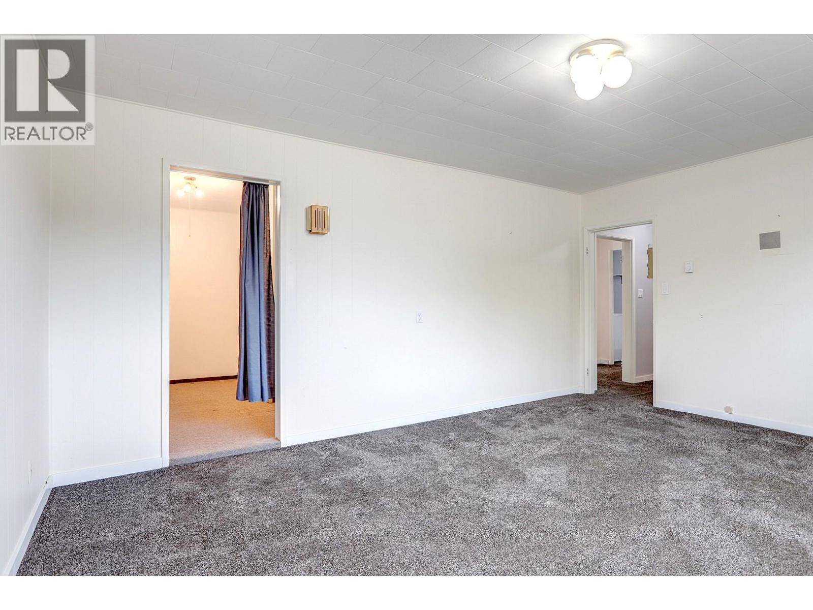 2603 41 Street, Vernon