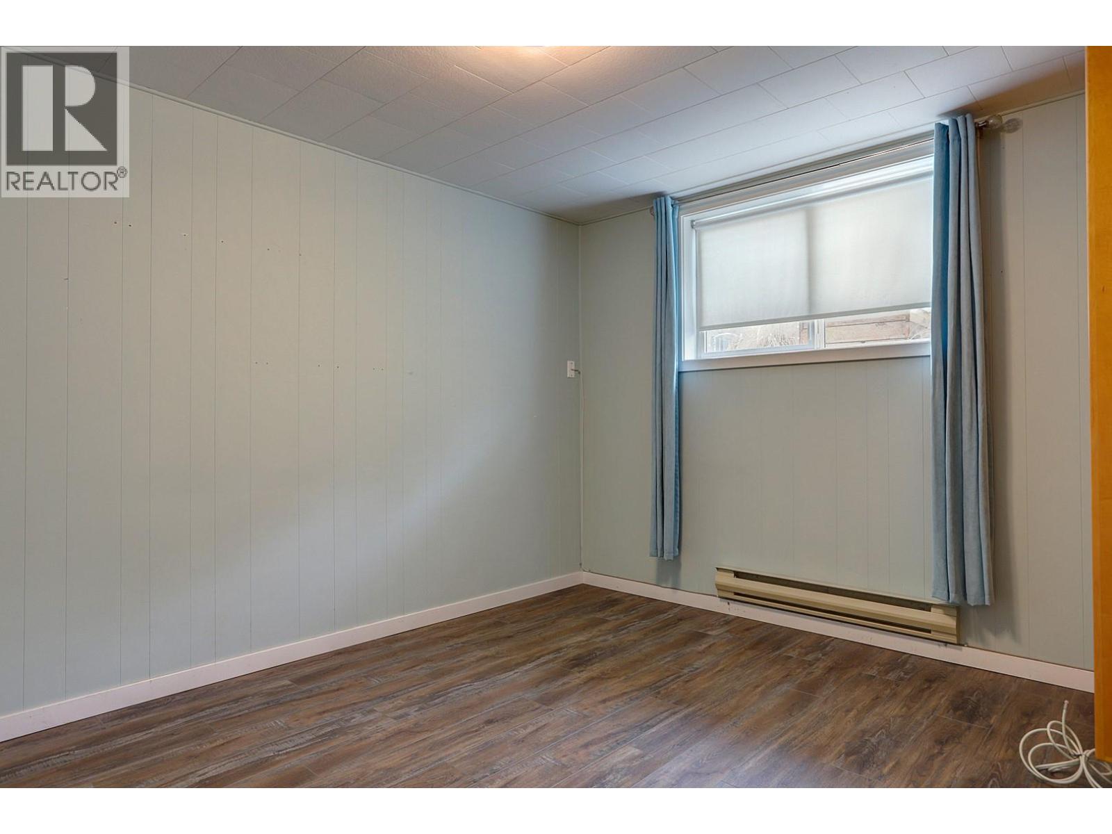 2603 41 Street - 38