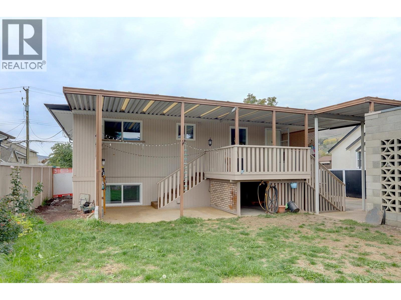 2603 41 Street - 47