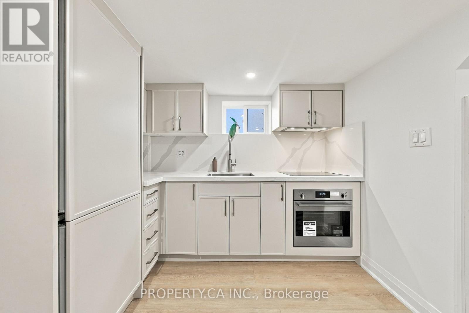 44 DANIELS STREET - Image 27
