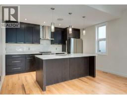 Bedroom - 1, 1938 33 Street Sw, Calgary, AB T3E2S5 Photo 11