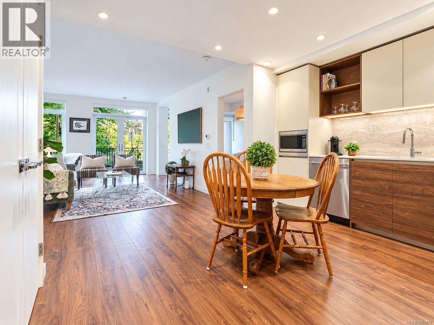 #108 369 Tyee Rd - 7