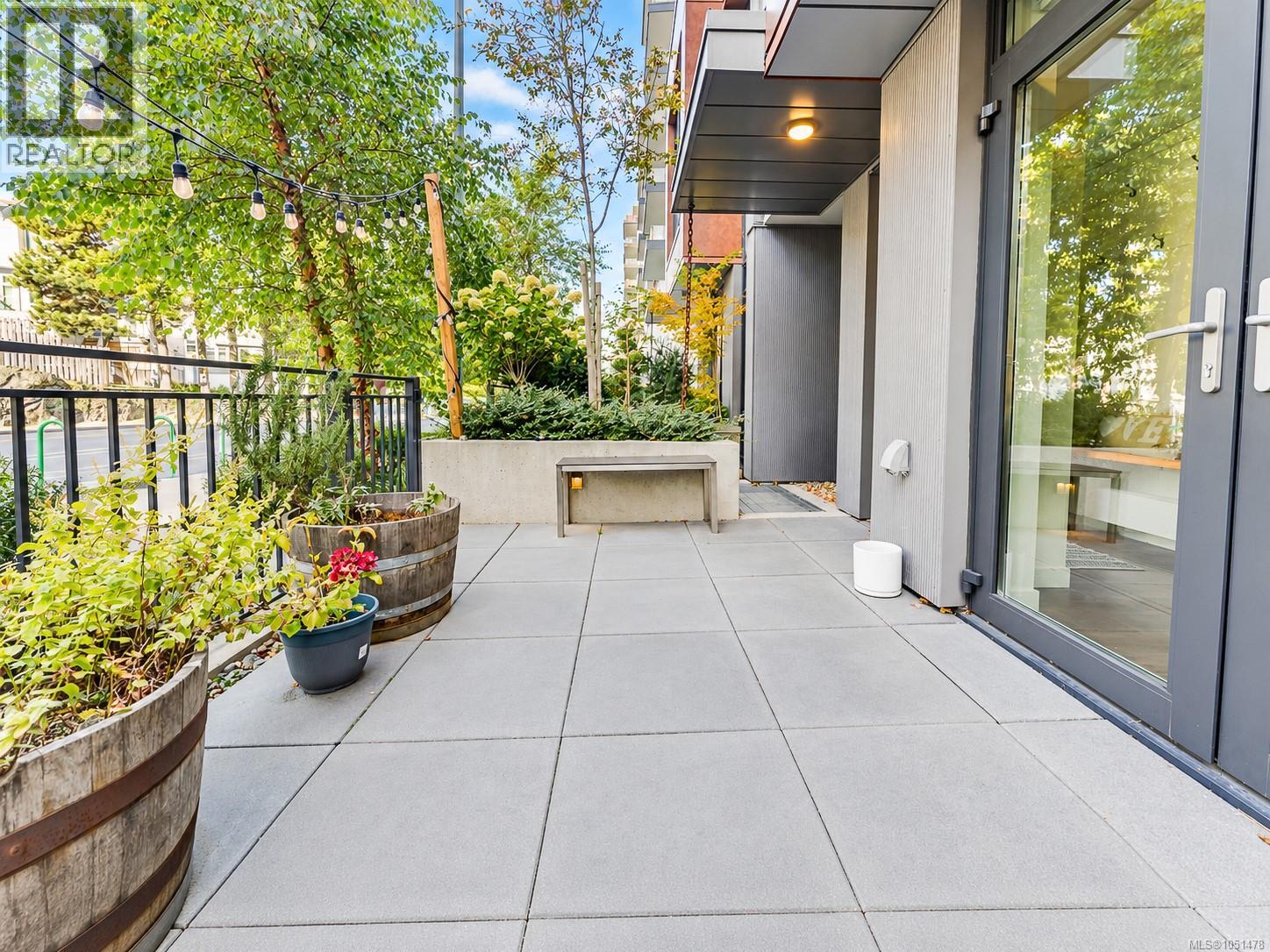 #108 369 Tyee Rd - 11