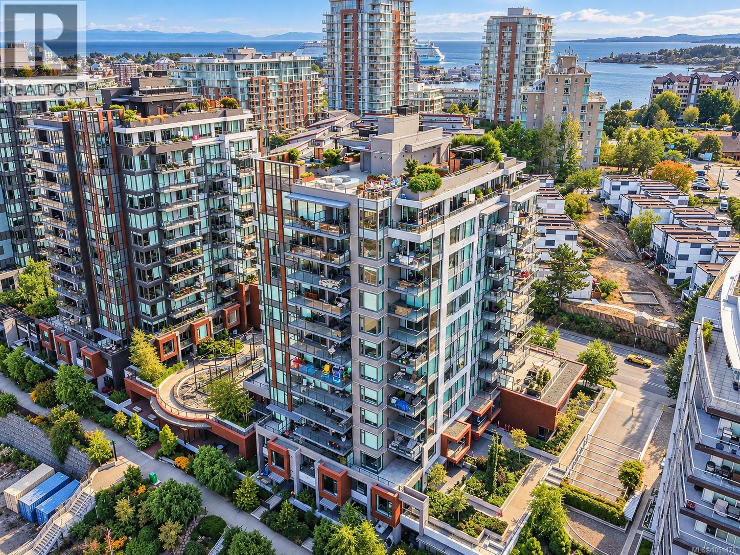 #108 369 Tyee Rd - 2