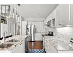Kitchen - 22 Cooper Street, Collingwood, ON L9Y0W8 Photo 14