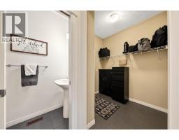 Family room - 34 Mount Rae Terrace, Okotoks, AB T1S0M6 Photo 14