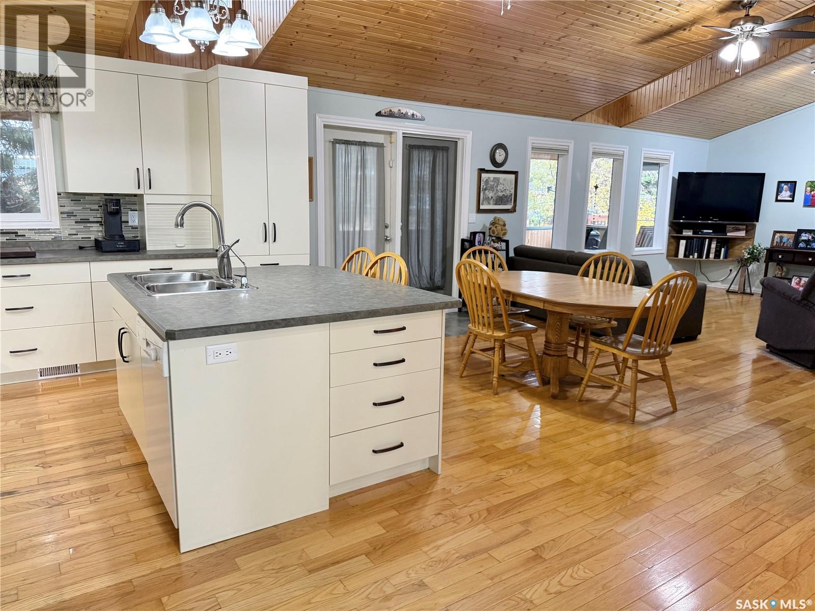141 North Shore ROAD, Chitek Lake — photo 14