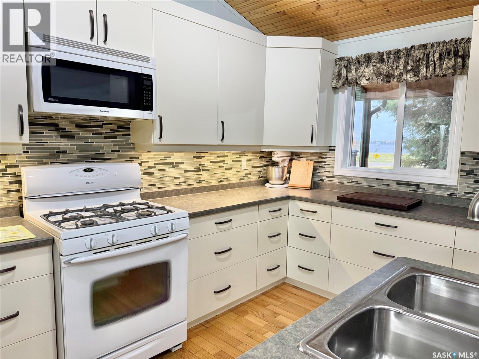 141 North Shore ROAD - 17