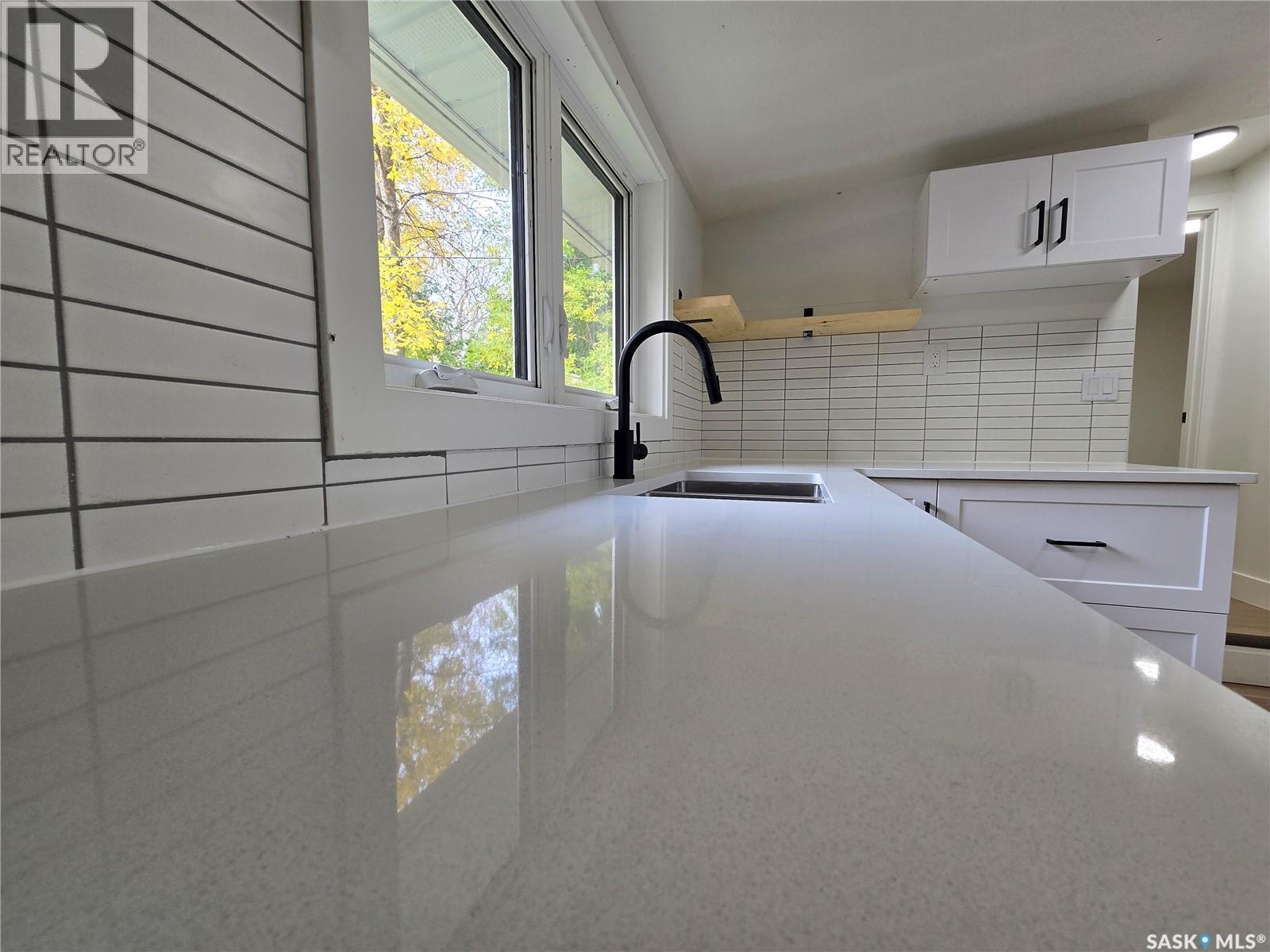 330 3RD AVENUE SE - 5