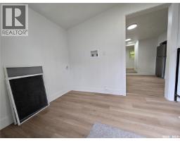 330 3rd Avenue Se, Weyburn, SK S4H1X4 Photo 15