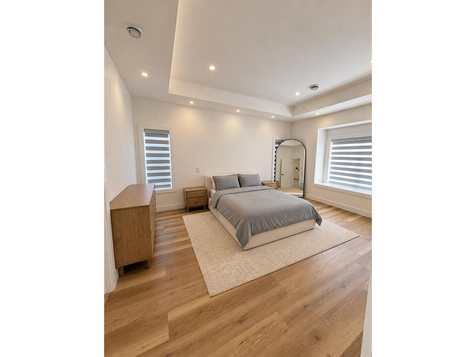 Photo of 7595 119A STREET 7