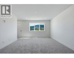 377 Arrowleaf Rise, Coldstream, BC V1B0B5 Photo 30