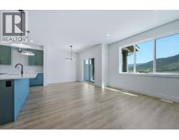 377 Arrowleaf Rise, Coldstream, BC V1B0B5 Photo 16