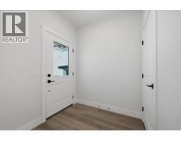 Living room - 373 Arrowleaf Rise, Coldstream, BC V1B0B5 Photo 10