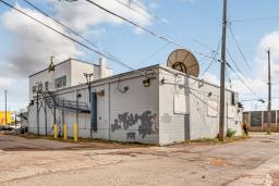 12704 120 Street Nw, Edmonton, AB T5E5N5 Photo 7