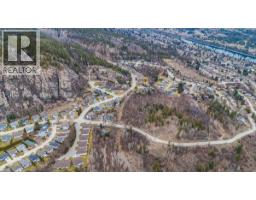 1220 37th Street, Castlegar, BC V1N3N1 Photo 27