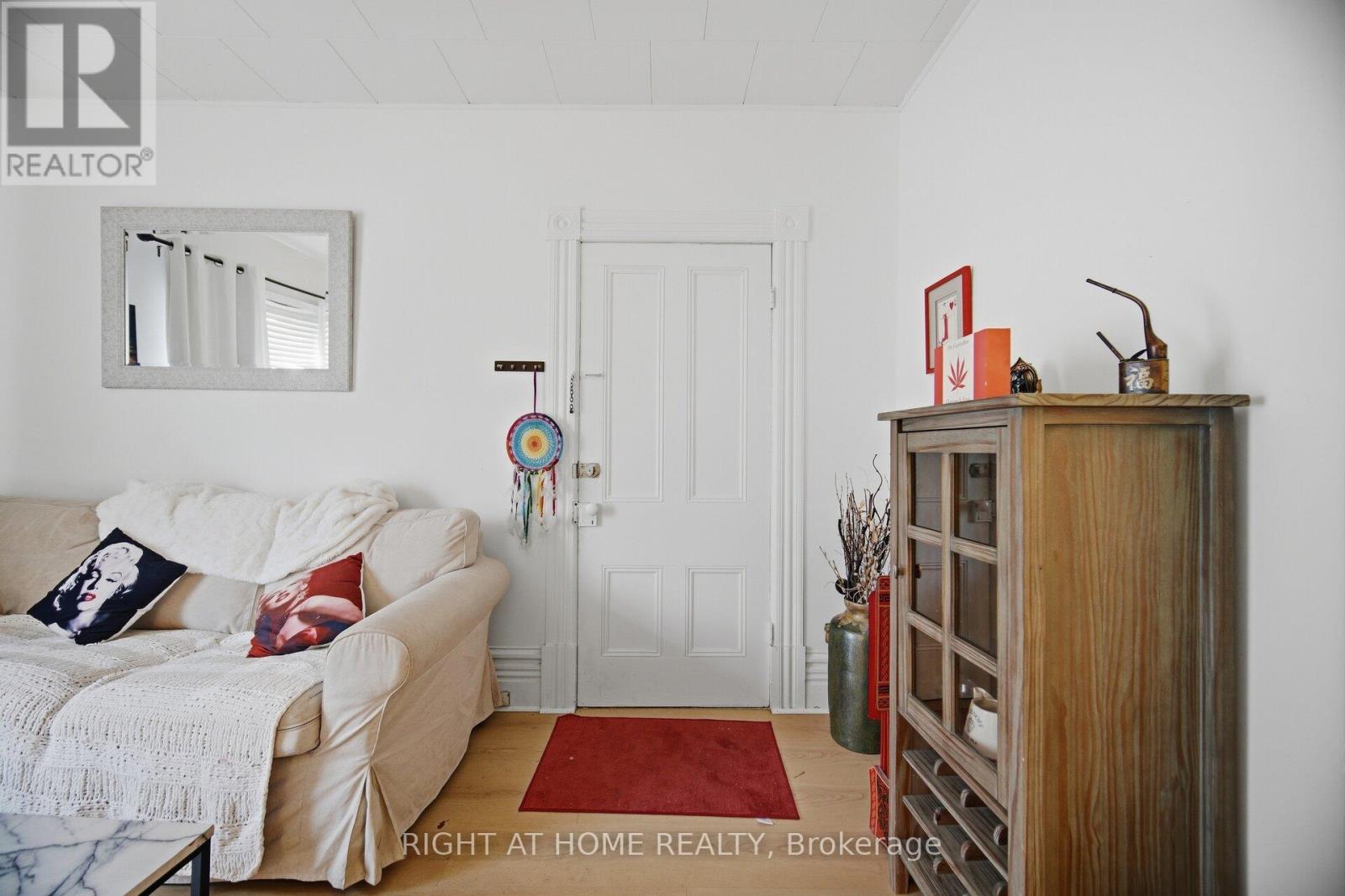 403 Park Avenue, Newmarket, ON photo 27