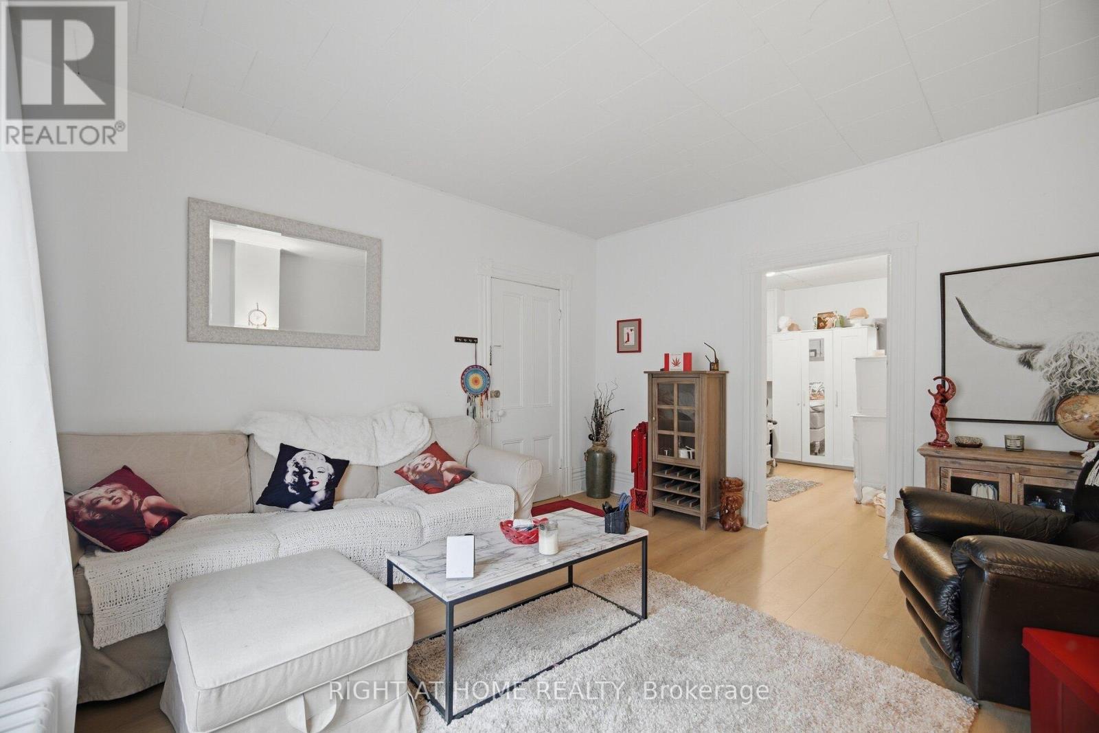403 Park Avenue, Newmarket, ON photo 28