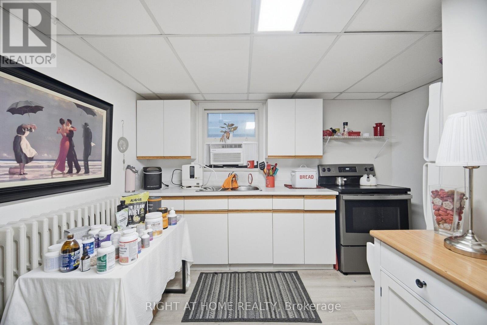 403 PARK AVENUE - 37