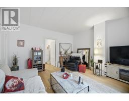 403 Park Avenue, Newmarket, ON L3Y1V7 Photo 29