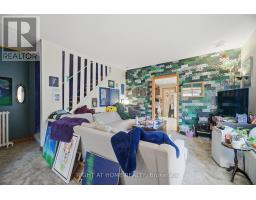 Mud room - 403 Park Avenue, Newmarket, ON L3Y1V7 Photo 7