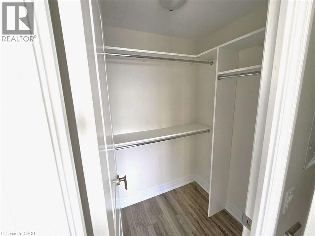 9075 Jane Street — photo 18