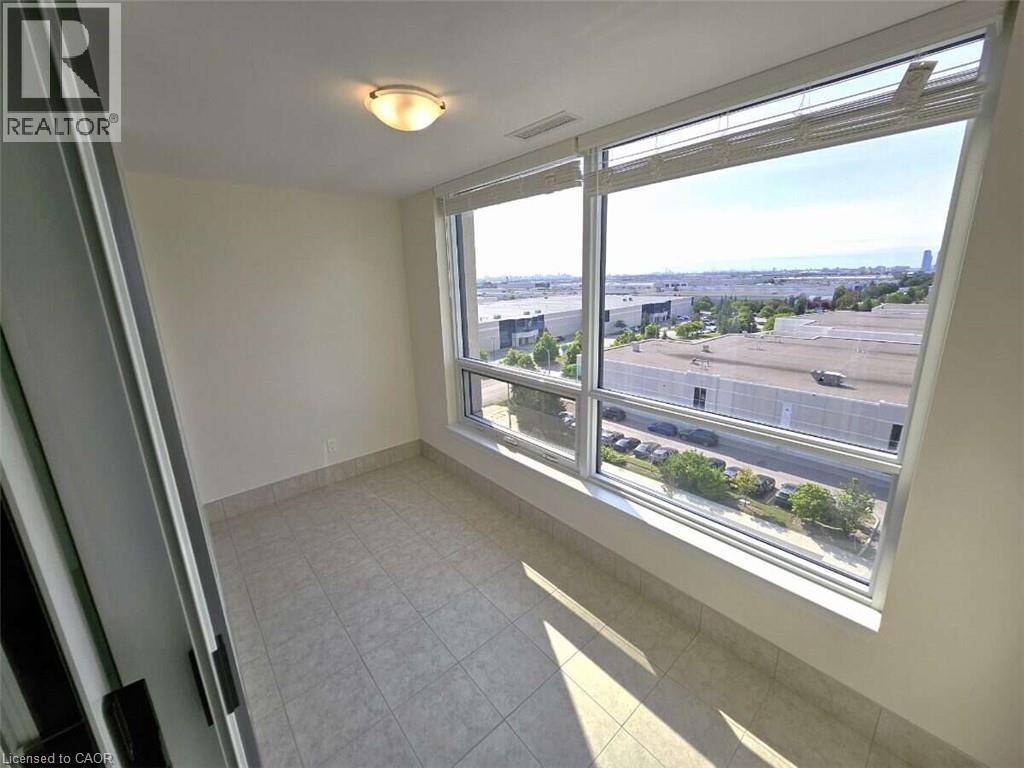 9075 Jane Street — photo 21