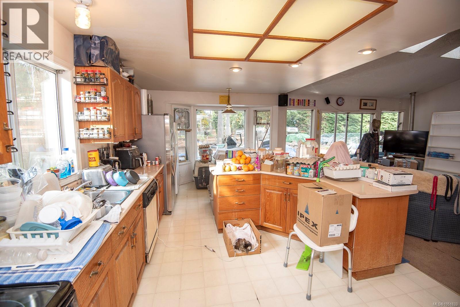 1706 Mills Rd, North Saanich - Image 1