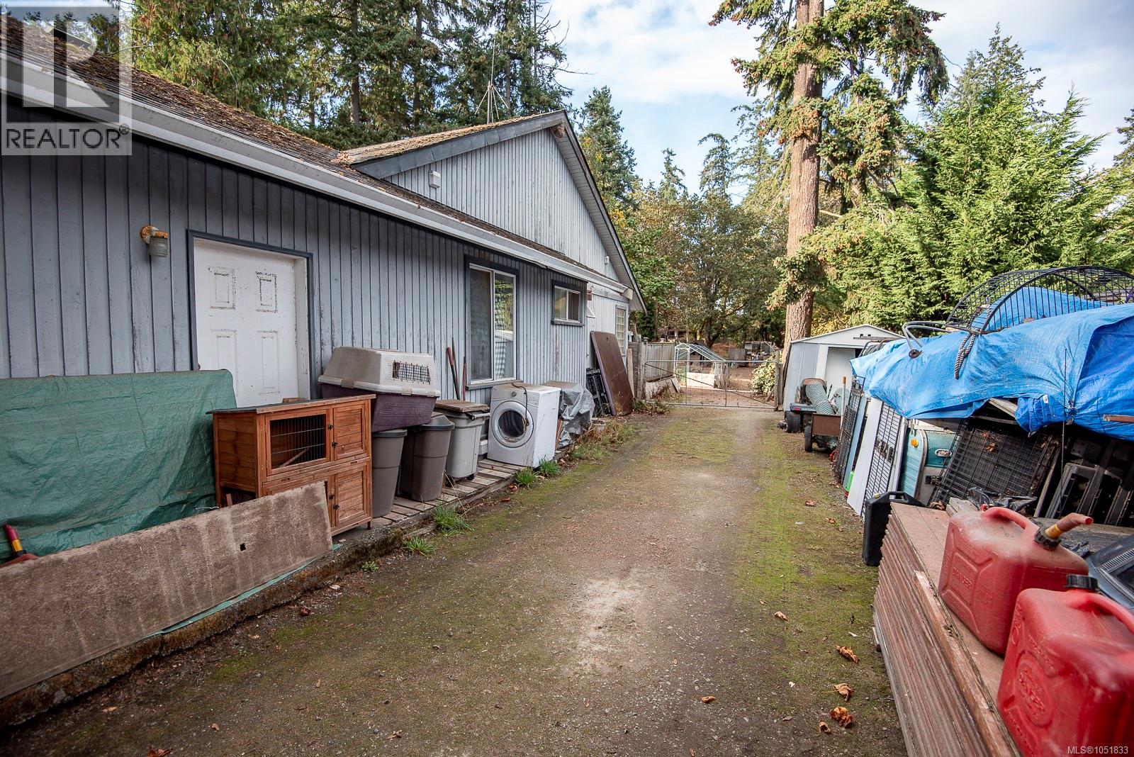 1706 Mills Rd - 25