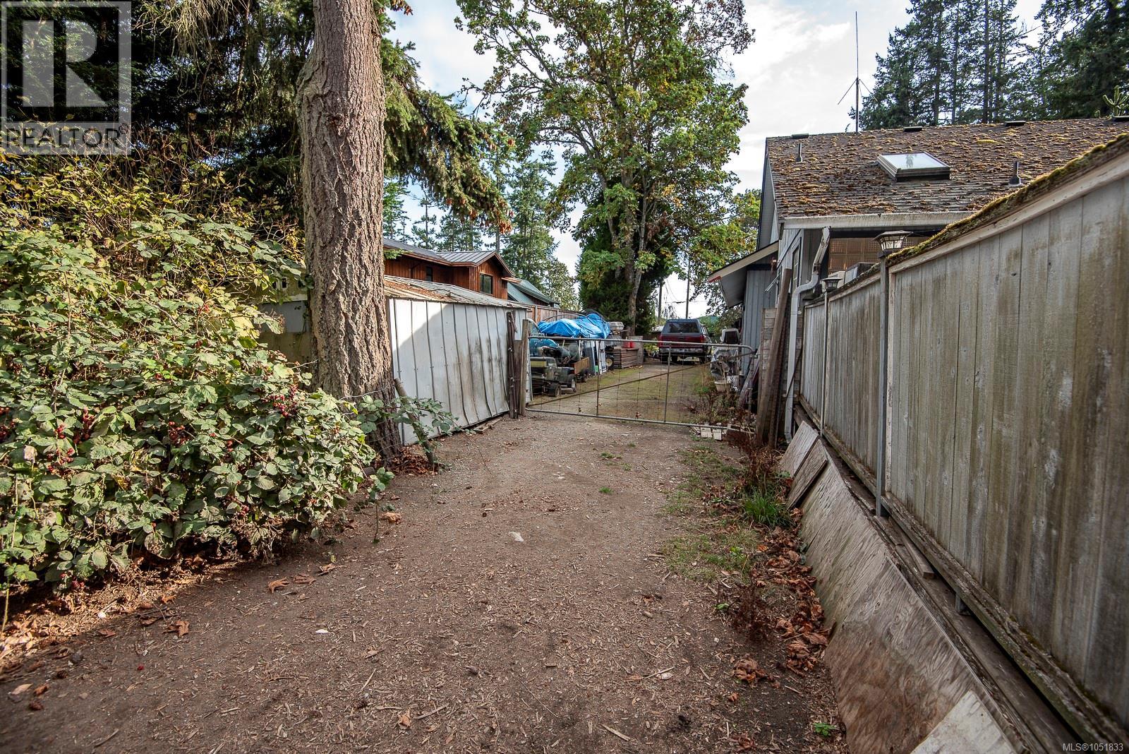 1706 Mills Rd - 26