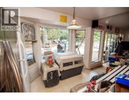 1706 Mills Rd, North Saanich, BC V8L5S9 Photo 13