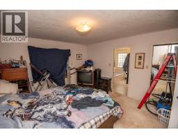 1706 Mills Rd, North Saanich, BC V8L5S9 Photo 17