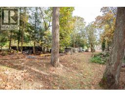 1706 Mills Rd, North Saanich, BC V8L5S9 Photo 36