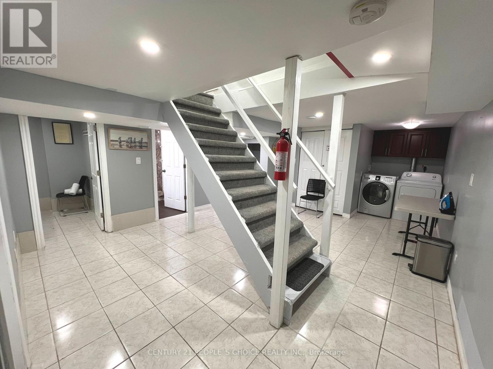 5359 KITCHENER STREET - 17