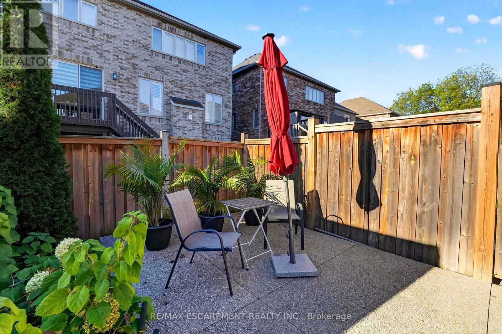 58 SUMMERBERRY WAY - 42
