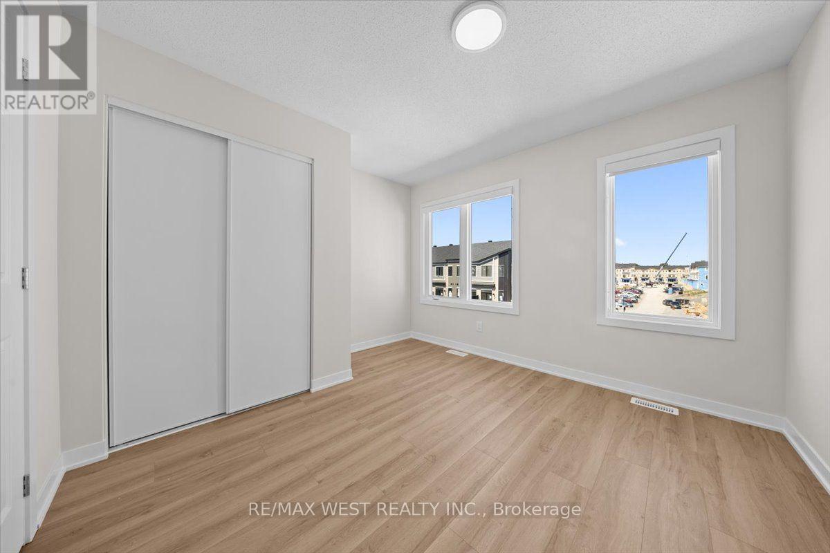 755 Utopie Private — photo 26
