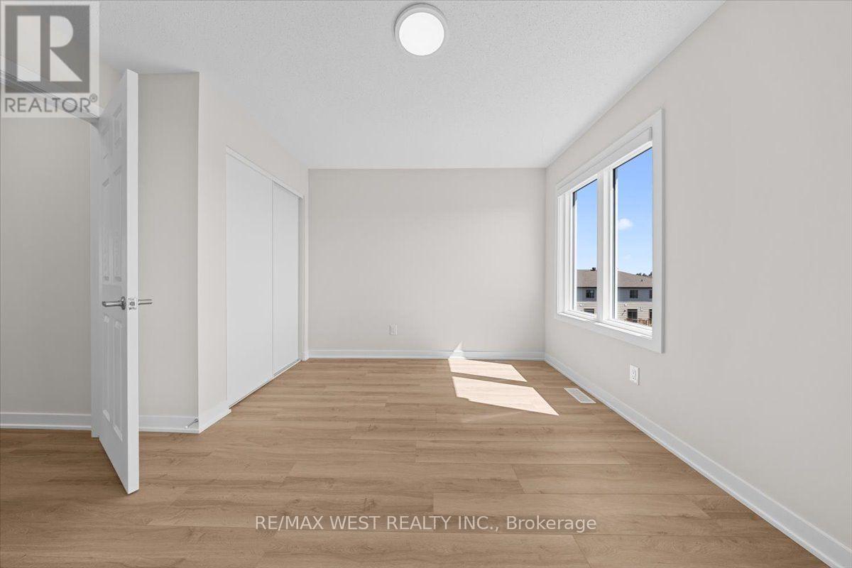 755 Utopie Private — photo 29