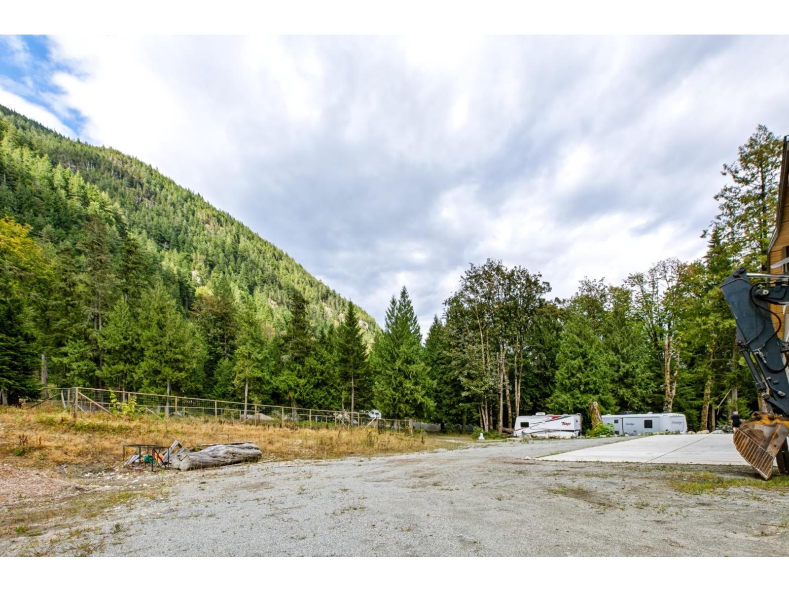 Photo of 42269 BERGEN ROAD 23