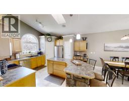 64 Riverwood Manor W - photo 8