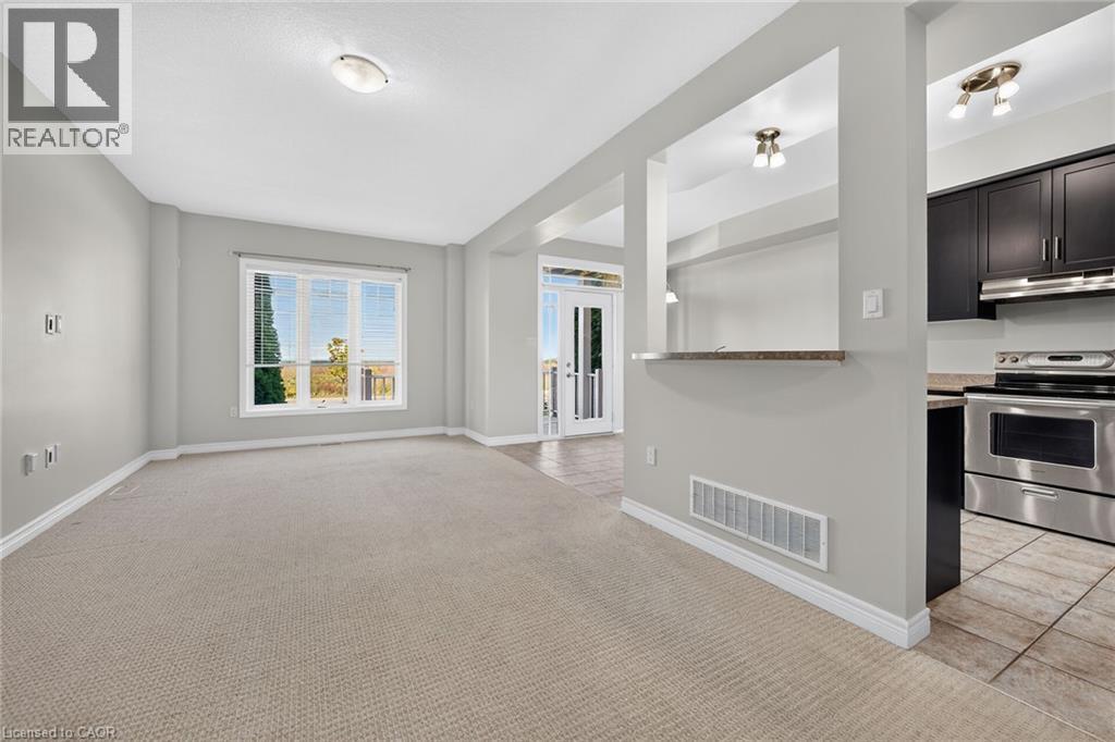 #22 8 LAKELAWN Road - 11