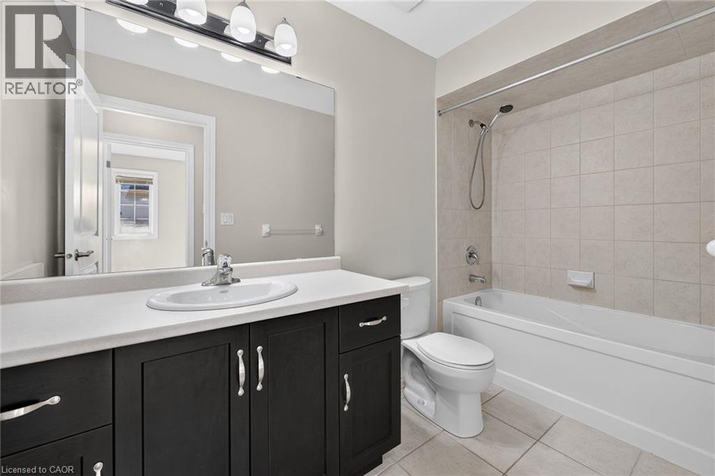 #22 8 LAKELAWN Road - 45