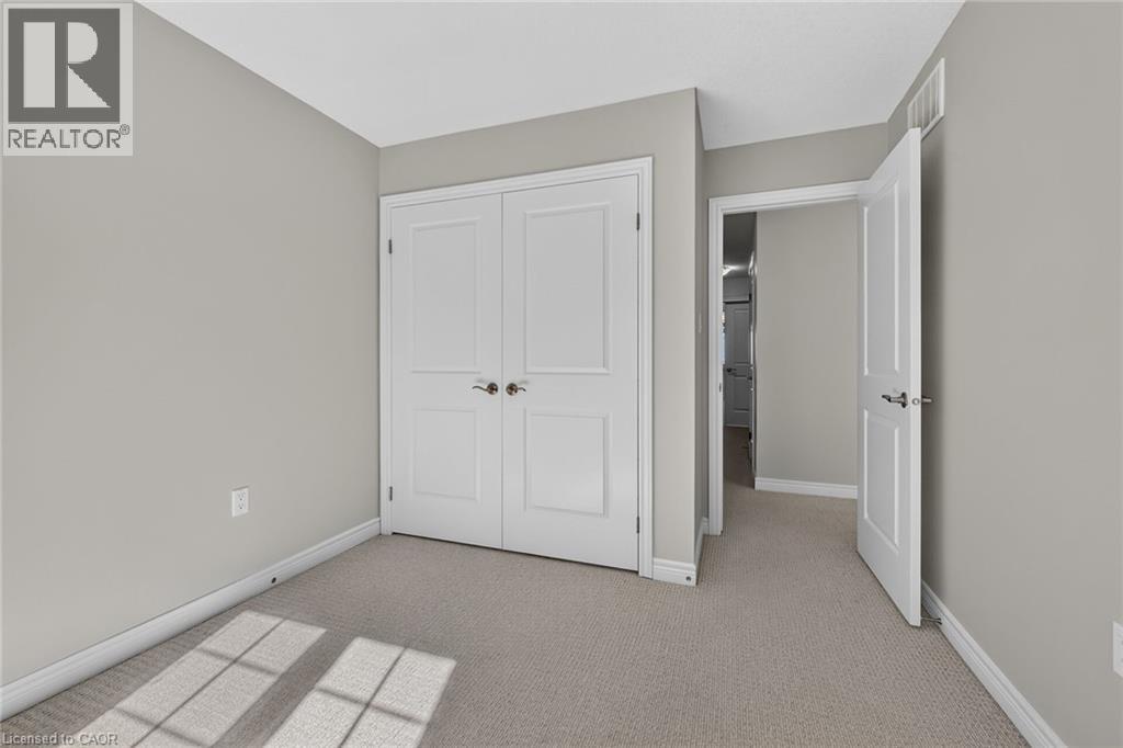 #22 8 LAKELAWN Road - 42