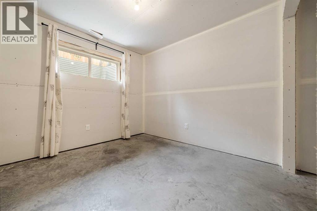 #4 1600 Stafford Drive N - Image 28