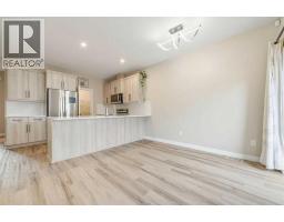 4pc Bathroom - 4, 1600 Stafford Drive N, Lethbridge, AB T1H7G8 Photo 9