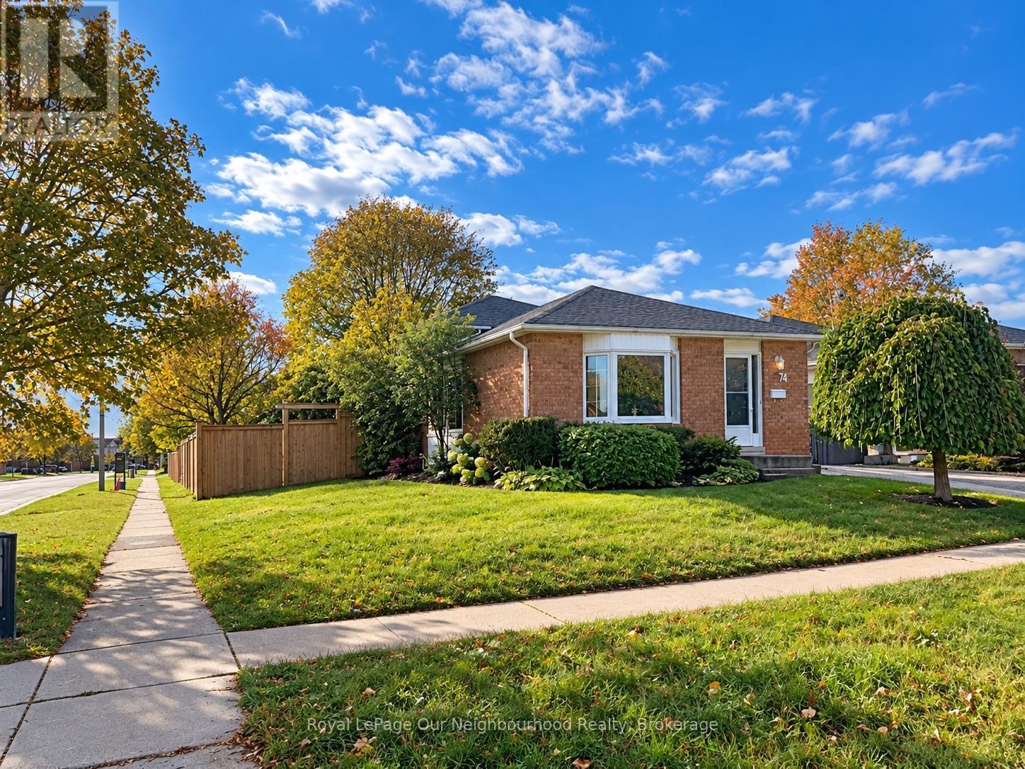 74 CENTREFIELD DRIVE - 1