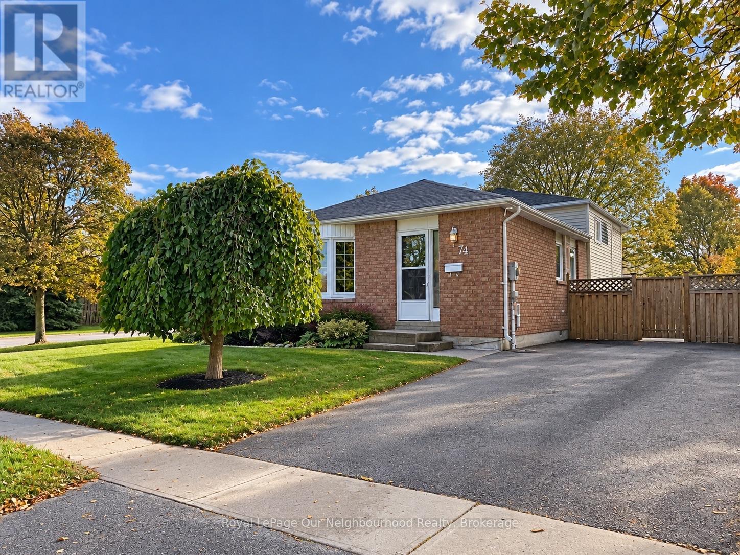 74 Centrefield Drive, Clarington, ON photo 2
